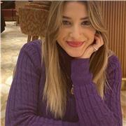 Laureata in lingua inglese, offre ripetizioni di inglese, aiuto compiti e preparazione esami di certificazione